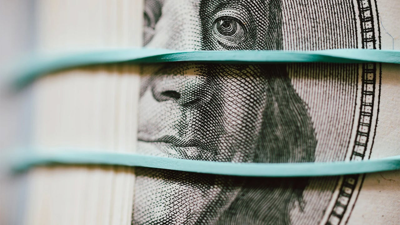 What investment opportunities arise from the recent decline in the value of the US dollar?
